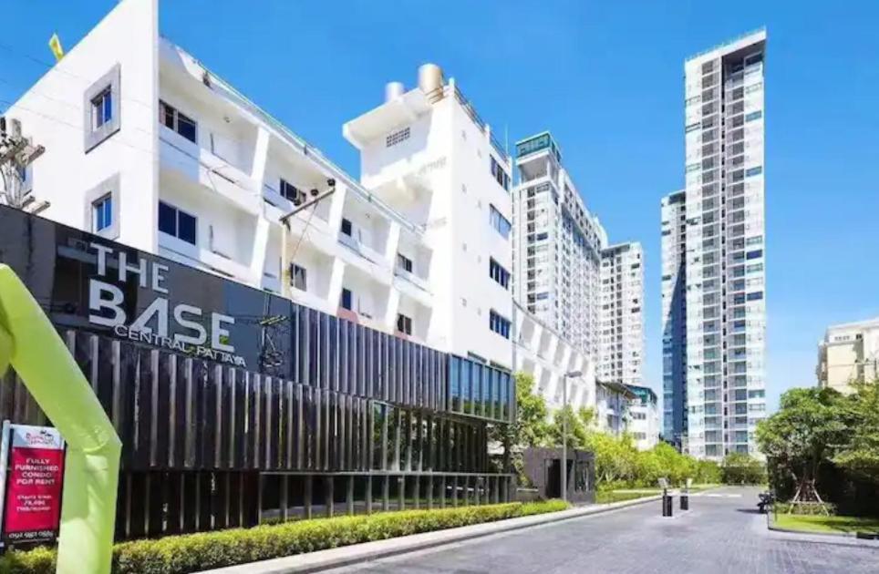 The Base Central Pattaya Quiet King-Bed With Infinity Pool & Free Netflix! Екстер'єр фото