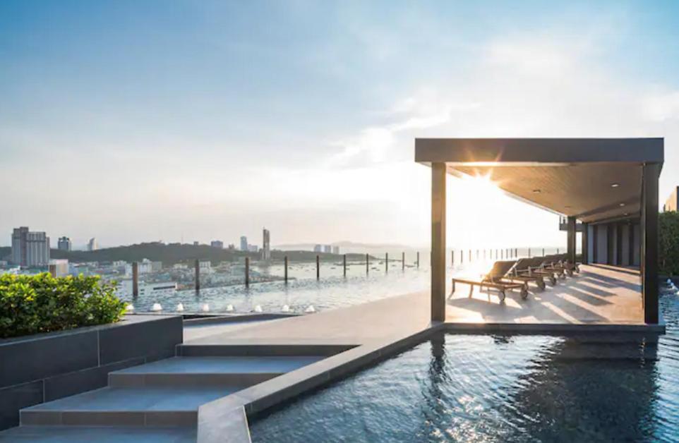 The Base Central Pattaya Quiet King-Bed With Infinity Pool & Free Netflix! Екстер'єр фото
